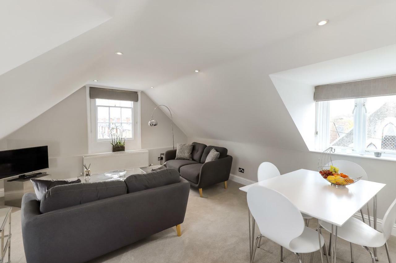 Gorgeous Apartment In The Centre Of Winchester Bagian luar foto