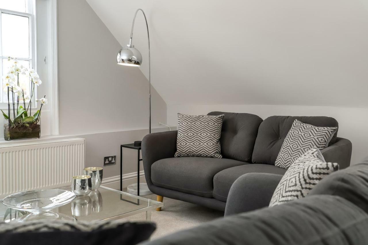Gorgeous Apartment In The Centre Of Winchester Bagian luar foto