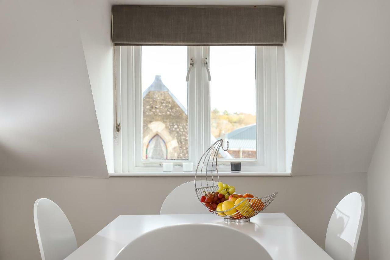 Gorgeous Apartment In The Centre Of Winchester Bagian luar foto